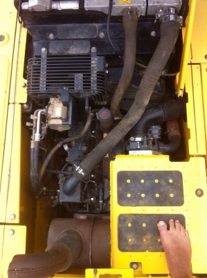 KOMATSU PC 130-8 รถสวยจัดเต็มทุกระบบพร้อมใช้งานได้เลยครับ รถทำงาน 3,000 ชม. เครื่องแน่นแรงดี ภายในห้องเก๋งสะอาดสวย แอร์ CD อุปกรณ์ครบครัน ภายนอกบอดี้สวยสุดๆ ช่วงล่างเต็ม เอกสารทะเบียนครบ ราคาต่อรองได้ครับ KOMATSU PC 130-8 รถสวยจัดเต็มทุกระบบพร้อมใช้งานได้เลยครับ รถทำงาน 3,000 ชม. เครื่องแน่นแรงดี ภายในห้องเก๋งสะอาดสวย แอร์ CD อุปกรณ์ครบครัน ภายนอกบอดี้สวยสุดๆ ช่วงล่างเต็ม เอกสารทะเบียนครบ ราคาต่อรองได้ครับ