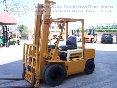 ขาย รถโฟล์คลิฟท์ KOMATSU รุ่น FD25-8คันที่ 2
