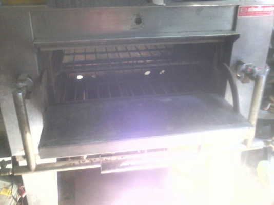 ขายเตาอบ (ของกล้วยน้ำไทย)