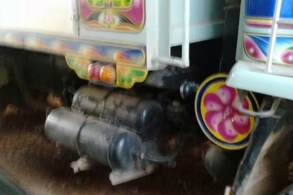 ขาย10 ล้อดั้ม 2 เพลา ร็อกกี้ใหญ่แท้