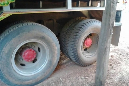 ขาย10 ล้อดั้ม 2 เพลา ร็อกกี้ใหญ่แท้