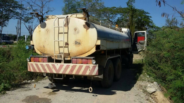 รถน้ำ 10ล้อ 2เพลา HINO KT725 เปลี่ยนหัว เครื่อง EH 700 สภาพพร้อมใช้