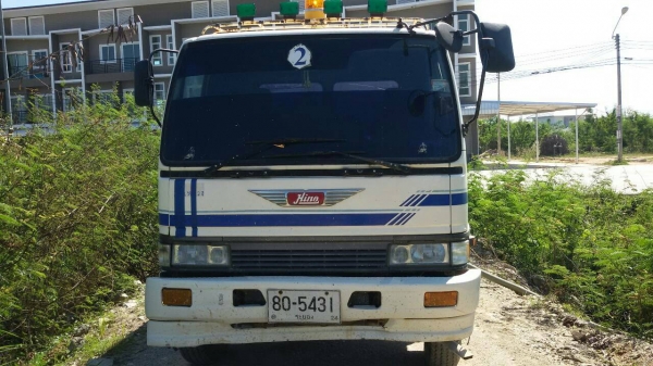 รถน้ำ 10ล้อ 2เพลา HINO KT725 เปลี่ยนหัว เครื่อง EH 700 สภาพพร้อมใช้