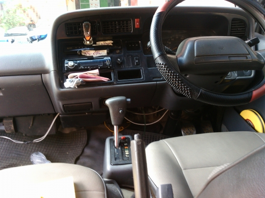 ขายรถตู้ช่วงยาวราคาถูก