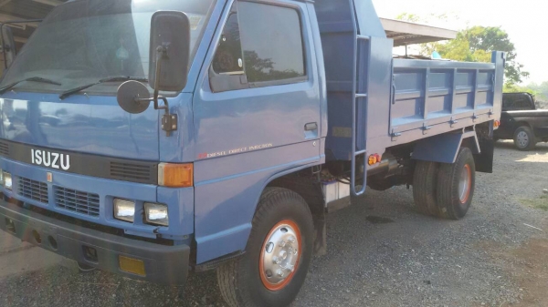 หกล้อดั้ม อีซูซุ NPR115 ห้างเกียร์สั้น สภาพเยียมหล่อมากๆพร้อมลุย ทะเบียนพร้อมโอน&hellip;ทุกจังวัด~525,000คุยได้ครับ