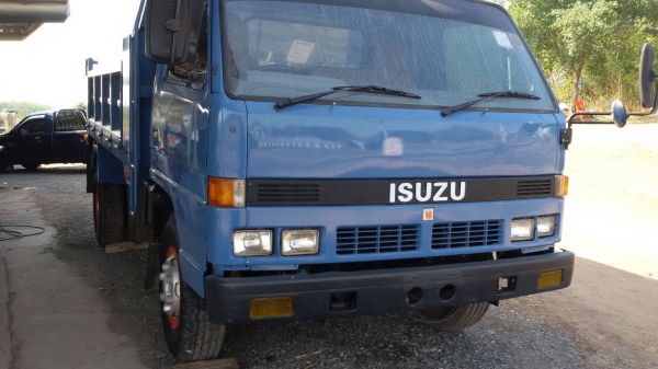 หกล้อดั้ม อีซูซุ NPR115 ห้างเกียร์สั้น สภาพเยียมหล่อมากๆพร้อมลุย ทะเบียนพร้อมโอน&hellip;ทุกจังวัด~525,000คุยได้ครับ