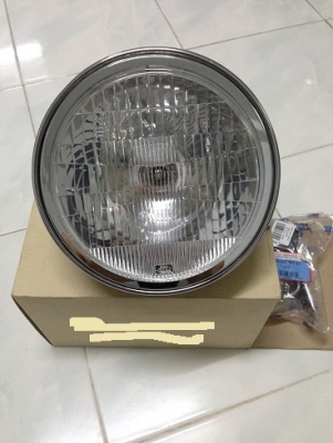 ไฟหน้ากลมใส่ VICTOR,XJR,SF400