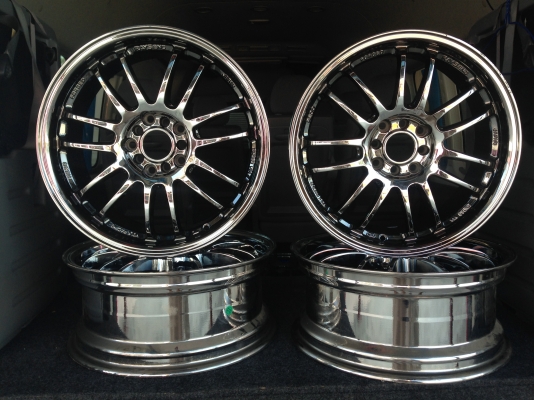 แม็กมือสอง โรงงานสภาพดี ชุดละ 7,900 บาท ( 4 วง )