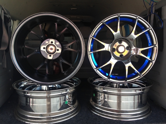 แม็กมือสอง โรงงานสภาพดี ขอบ 17/7 4/100  ชุดละ 7,000 บาท ( 4 วง )