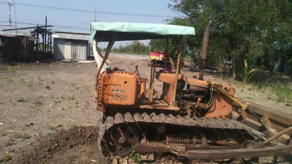 ขายแทรคเตอร์โคมัทสุ  D20-3  สภาพร้อมใช้งาน ราคา 90000