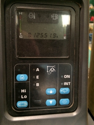 ราคาโปร PC200-7 SN: 257099 จากญี่ปุ่น สภาพสวยมาก ขายถูก ๆ