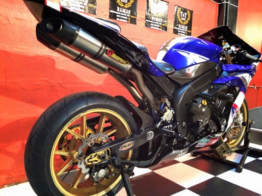 T&amp;T BIKE RAMA2 เอารถเทพๆมาขายYAMAHA R1 ปี2004 สเปคเมกา ทะเบียนแท้ๆโอนขนส่งแต่งทั้งคันราคา369000บาทไทย
