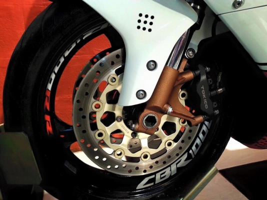 T&amp;T BIKE RAMA2 ขายHONDA CBR1000 ปี2005 อินวอย+สพม.แท้เครื่องดีการันตีไม่มีตัด ราคา198000