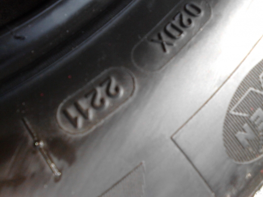 215/60R16 MICHELIN ENERGY XM-2 สวย ดอกยางหนา เสมอ TEL.081-427-3941 215/60R16 MICHELIN ENERGY XM-2 สวย ดอกยางหนา เสมอ TEL.081-427-3941