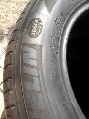 215/60R16 MICHELIN ENERGY XM-2 สวย ดอกยางหนา เสมอ TEL.081-427-3941 215/60R16 MICHELIN ENERGY XM-2 สวย ดอกยางหนา เสมอ TEL.081-427-3941