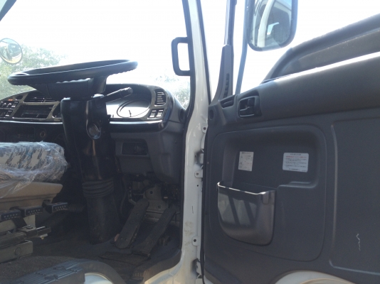 ขายเดก้า 10 ล้อเพลาเดียว เครื่อง 6HE1 เทอร์โบ 230 แรงม้า(ในเล่ม) รถสวยๆสภาพใหม่ เก็บงานใหม่แล้ว ต้องการกระบะหรือแบบใหนสั่งได้เลย ค่ะ ช่วงยาว นะคะ 7..70 เมตร พร้อมเล่มทะเบียน