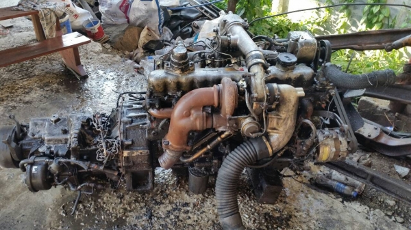 เครื่อง hino EH700 เทอร์โบ พร้อมเกียร์ 6 เกียร์ เครื่องแรงดีไม่มีตก เกียร์ ไม่หอน ไม่หลุด พร้อมเอกสารลงเล่ม ร