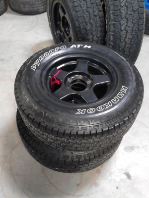 265/70R16 HANKOOK DYNAPRO ATM ชุด 4 ล้อ ใช้งานน้อย ปี 2013 TEL.081-427-3941 265/70R16 HANKOOK DYNAPRO ATM ชุด 4 ล้อ ใช้งานน้อย ปี 2013 TEL.081-427-3941