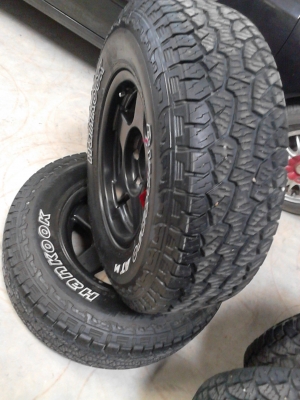 265/70R16 HANKOOK DYNAPRO ATM ชุด 4 ล้อ ใช้งานน้อย ปี 2013 TEL.081-427-3941 265/70R16 HANKOOK DYNAPRO ATM ชุด 4 ล้อ ใช้งานน้อย ปี 2013 TEL.081-427-3941