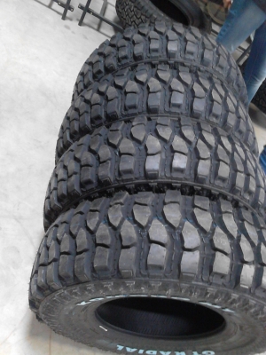 31X10.50R15 KOMODO MT GT RADIAL ยางใหม่ๆ ปี 2014 ชุด 4 ล้อ TEL.081-427-3941 31X10.50R15 KOMODO MT GT RADIAL ยางใหม่ๆ ปี 2014 ชุด 4 ล้อ TEL.081-427-3941