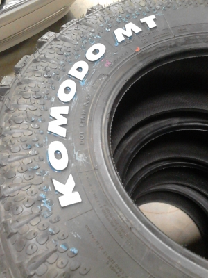 31X10.50R15 KOMODO MT GT RADIAL ยางใหม่ๆ ปี 2014 ชุด 4 ล้อ TEL.081-427-3941 31X10.50R15 KOMODO MT GT RADIAL ยางใหม่ๆ ปี 2014 ชุด 4 ล้อ TEL.081-427-3941