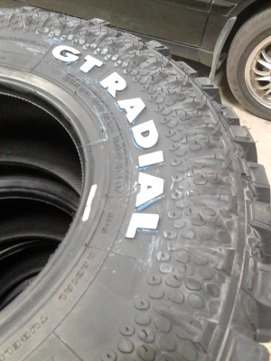 31X10.50R15 KOMODO MT GT RADIAL ยางใหม่ๆ ปี 2014 ชุด 4 ล้อ TEL.081-427-3941 31X10.50R15 KOMODO MT GT RADIAL ยางใหม่ๆ ปี 2014 ชุด 4 ล้อ TEL.081-427-3941