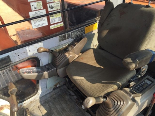 ขายรถแบคโฮ HITACHI EX120-2 ระบบไฟฟ้าเต็ม แทรค 70 ซม มีตัวสลับคอลโทรล สภาพสวยพร้อมใช้ นำเข้าจากญี่ปุ่น มี VDO การทำงานครับ