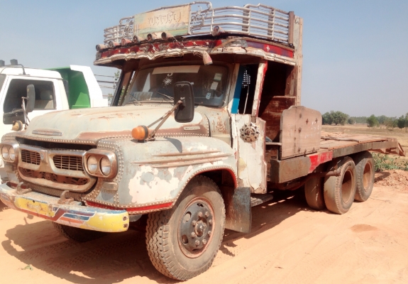 ISUZU TX 145 HP 6BB1 รถหัวยาวสิบล้อ 2 เพลา เทรลเลอร์ท้ายลาดขึ้นรถแบ็คโฮร PC 120-PC 150 ได้เลยครับไม่มีปัญหา เครื่องแรงดีภายในเก๋งคอนโซลครบไม่ผุ พวงมาลัยเพาเวอร์ ช่วงล่าง 2 เพลาของ ISUZU TX สภาพดีพร้อมใช้งาน เอกสารทะเบียนชุดโอนครบพร้อมโอน ราคาต่อรองได้ครับ