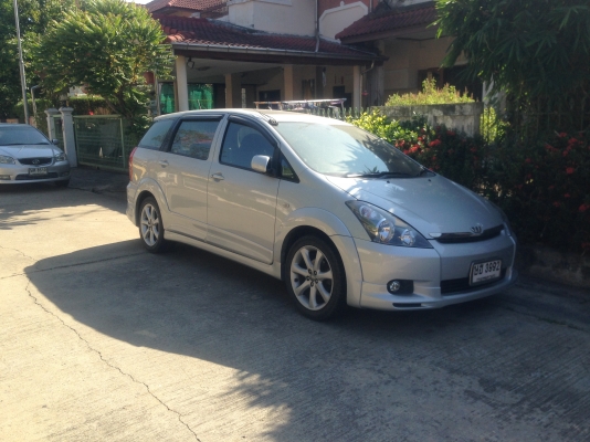 Toyota Wish รุ่นทอป มีซันรูป Toyota Wish รุ่นทอป มีซันรูป