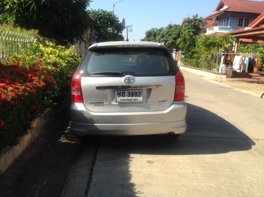 Toyota Wish รุ่นทอป มีซันรูป