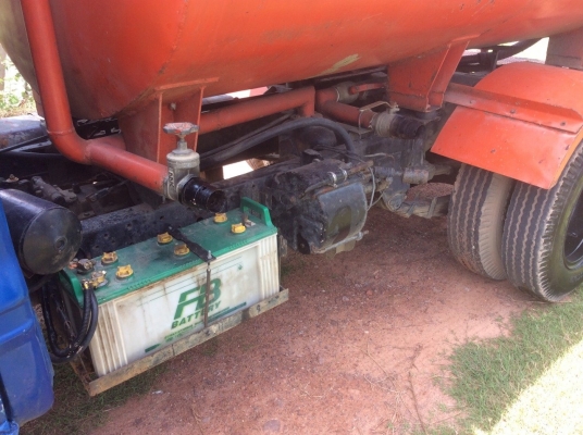 TOYOTA 6ล้อ เครื่อง 85แรง รถน้ำ(ช่วงสั้น)เกียร์สาย พร้อมปั๊มดูด ครัทซีสวยจัด เครื่องดี ขับดี ถังดี เล่มทะเบียนพร้อม ขาย135,000 บาท