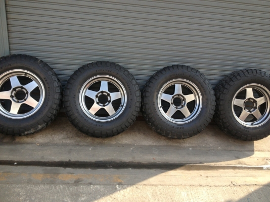 ขายล้อลายbradlay ขอบ17พร้อมยาง