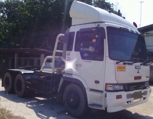 HINO PROFIA 380 HP รถหัวลากสิบล้อ 2 เพลา หางเซมิ 2 คานไม่ดั๊มพ์ คอกเหล็กสูงความยาว 12 เมตรสภาพสวยพร้อมลากพร้อมบรรทุกได้เลยครับ เครื่องแน่นแรงดีสุดๆ ภายในเก๋งคอนโซลสวยครบ CD แอร์ พวงมาลัยเพาเวอร์ ช่วงล่างคัชซีสวยทั้งแม่และหางเซมิ ยางสภาพดีโดยรวมประมาณ 80\%