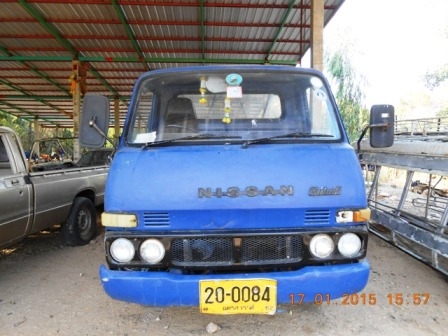 ขายรถบรรทุก 4 ล้อ พร้อมใช้งาน ติดต่อ 097 932 3028