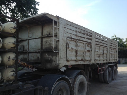 ขาย MITSUBISHI   FUSO รถบรรทุก 10 ล้อหัวลาก