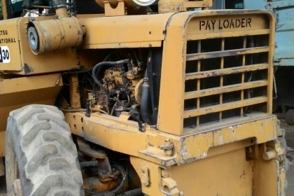 รถตักล้อยาง KOMATSU JH 30 สภาพดีพร้อมใช้งาน