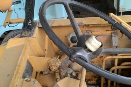 รถตักล้อยาง KOMATSU JH 30 สภาพดีพร้อมใช้งาน รถตักล้อยาง KOMATSU JH 30 สภาพดีพร้อมใช้งาน