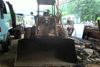 รถตักล้อยาง KOMATSU JH 30 สภาพดีพร้อมใช้งาน