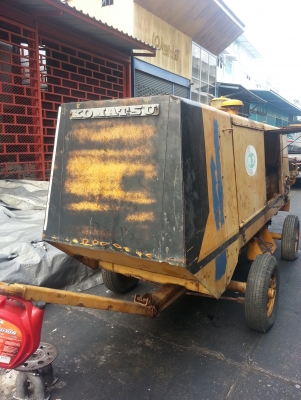 ขาย เครื่องปั้มลม KOMATSU 400 Cfm 10.5 Bar พร้อมใช้งานพึ่งมาจากญีปุ่นเลยครับ