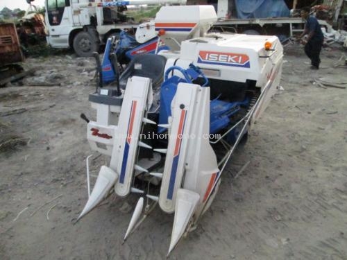 รถเกี่ยวข้าวนั่งขับ     ISEKI     HL87   รหัสสินค้า : 14002149   หรือเพิ่มเติมไดที่ www.nihonmono.com