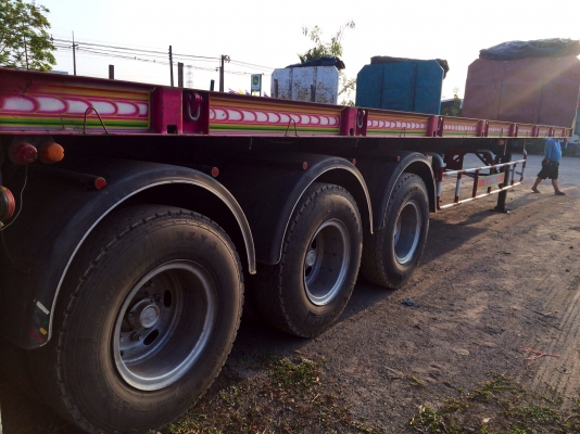 ขายด่วน   หางพื้นเรียบ  สามเพลา  สภาพดีมาก  พอๆกับของใหม่  พร้อมใช้งาน  เอกสารพร้อม