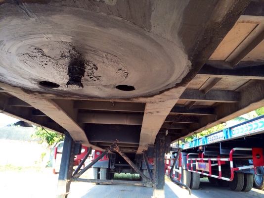 ขายด่วน   หางพื้นเรียบ  สามเพลา  สภาพดีมาก  พอๆกับของใหม่  พร้อมใช้งาน  เอกสารพร้อม