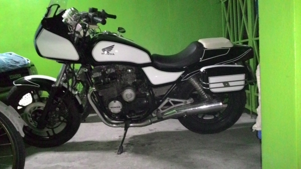 ปรับราคาใหม่ที่ 93,000 พร้อมโอน Honda CBX650 ตำรวจทัวร์ริ้ง ทำสีใหม่ เครื่องฟิตใหม่