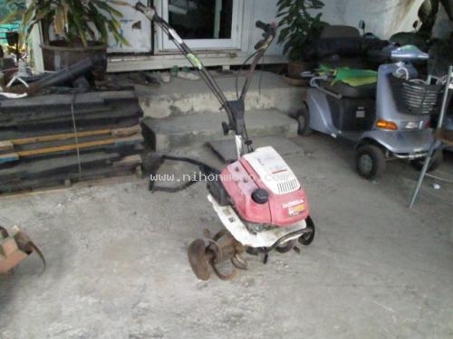 เครื่องพรวนดิน   HONDA    F210     รหัสสินค้า : 14002166 หรือเพิ่มเติมไดที่ www.nihonmono.com