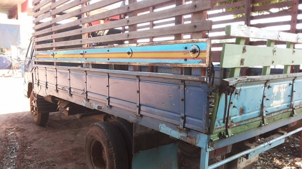 ***ขายแล้วครับขอบคุณ Truck2hand ขาย KS110 6ล้อ ช่วงล่างใหญ่ จอมลุย ISUZU KS 4BD1-110แรง ฝาขาว วางหัวNPR115 ประกอบ(ลงเล่ม) เครื่องเดิม ฝาขาวยอดนิยม เครื่องแรง แน่นดีครับ อึด ทน เกียร์ใหญ่ ลุยๆ เข้าง่ายไม่หลุด ช่วงล่างFหน้า-หลัง คัสซีดี มีเก็บงานมานิดหน่อย