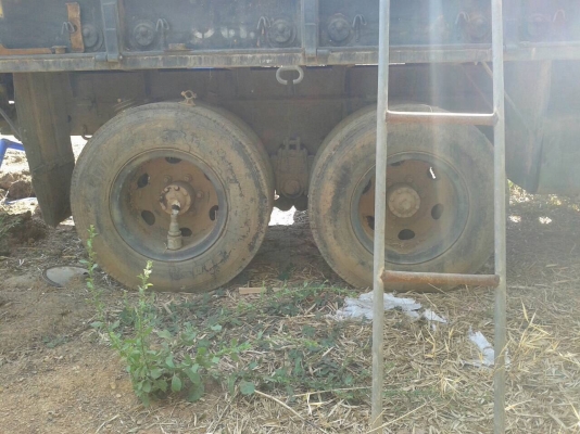 ขายรถ 10 ล้อ 3 เพลา มีวินหน้าด้วย คัสซีสวยจัดตลอดเส้น เครื่องคัมมินส์ ยางเรเดียลเต็มทั้ง 10 เส้น ชุดโอนครบ ราคาต่อรองได้ถ้าจะซื้อ