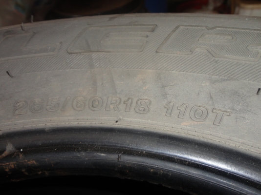 -ขายยยาง265-60-18ราคา  3200 ยางใช้ได้11เดือน
