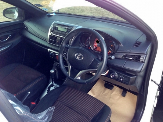 ขายดาวน์ TOYOTA YARIS ปี 2013 ตัวท๊อป