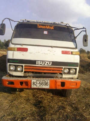 ขาย 6 ล้อดั้มยาง 900 JCM คัสซีหัวยาวเขียนแบบลงเล่มแล้ว เครื่อง 6BD1 165 แรงม้า เฟืองท้ายจัมโบ้ คานหน้าใหญ่ เบรคทิฟฟี่  เพาวเวอร์  แอร์เย็น ทะเบียนเต็มพร้อมโอน