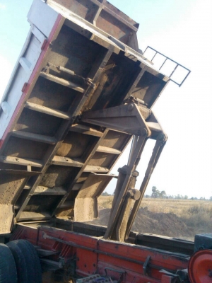 ขาย 6 ล้อดั้มยาง 900 JCM คัสซีหัวยาวเขียนแบบลงเล่มแล้ว เครื่อง 6BD1 165 แรงม้า เฟืองท้ายจัมโบ้ คานหน้าใหญ่ เบรคทิฟฟี่  เพาวเวอร์  แอร์เย็น ทะเบียนเต็มพร้อมโอน